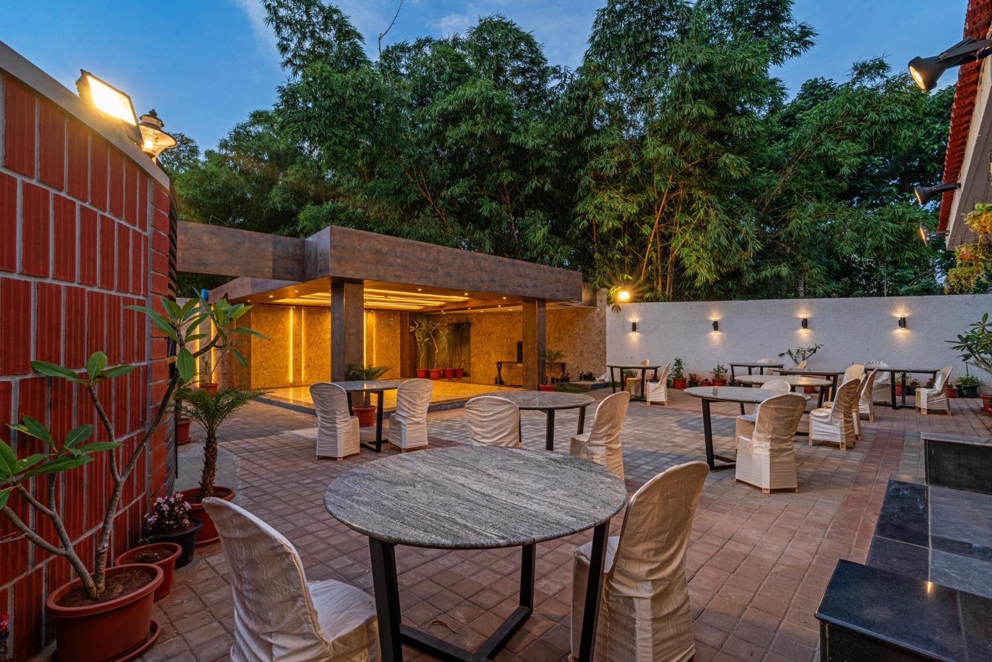 The Venue By Seasons Suites- Dod Ballapur Bagian luar foto